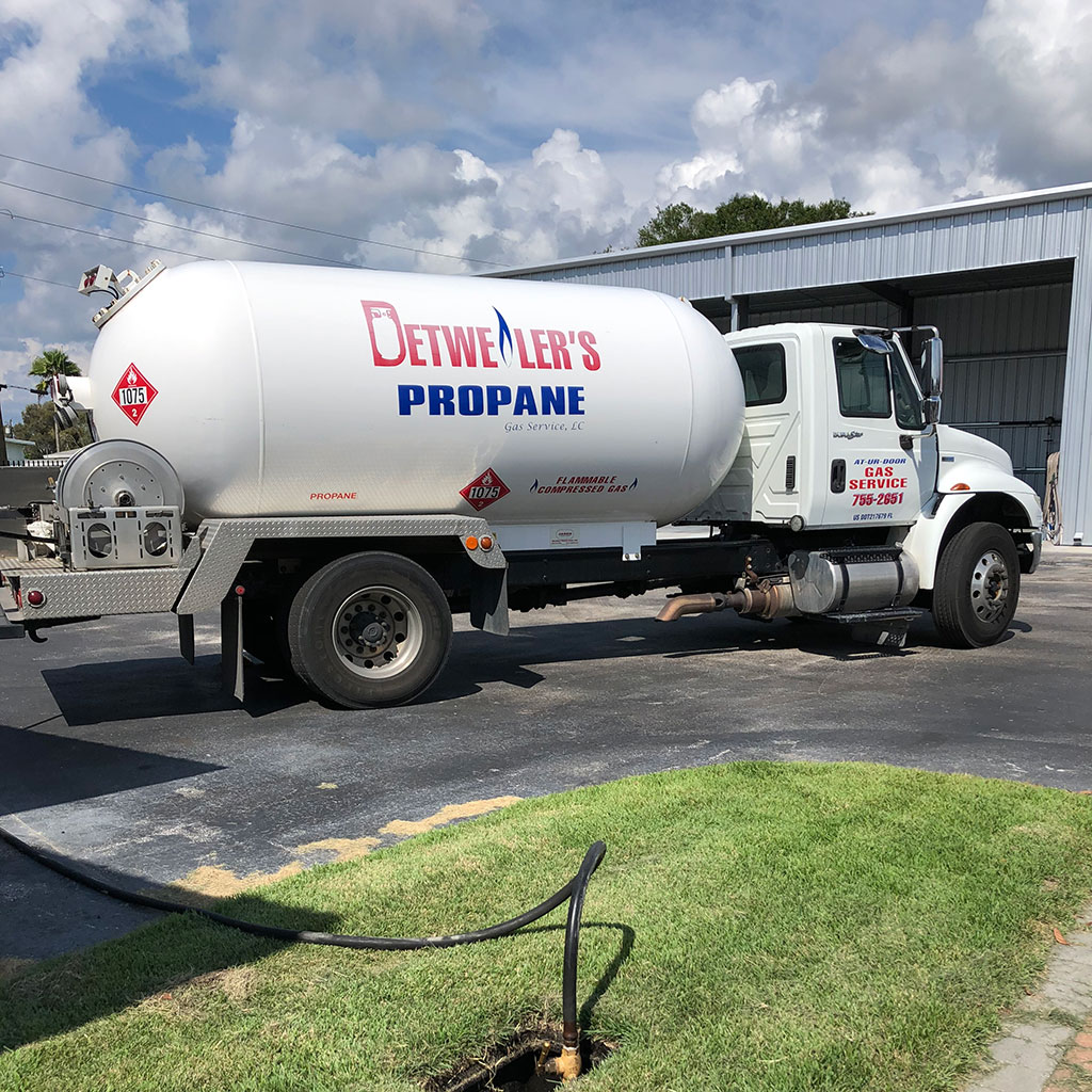 detweilers-propane-truck-home-square